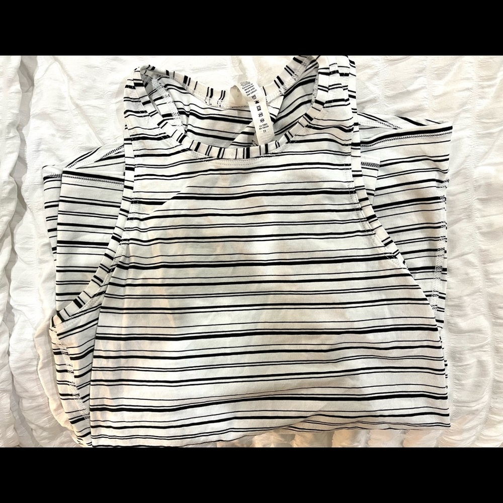 Lululemon open back tank